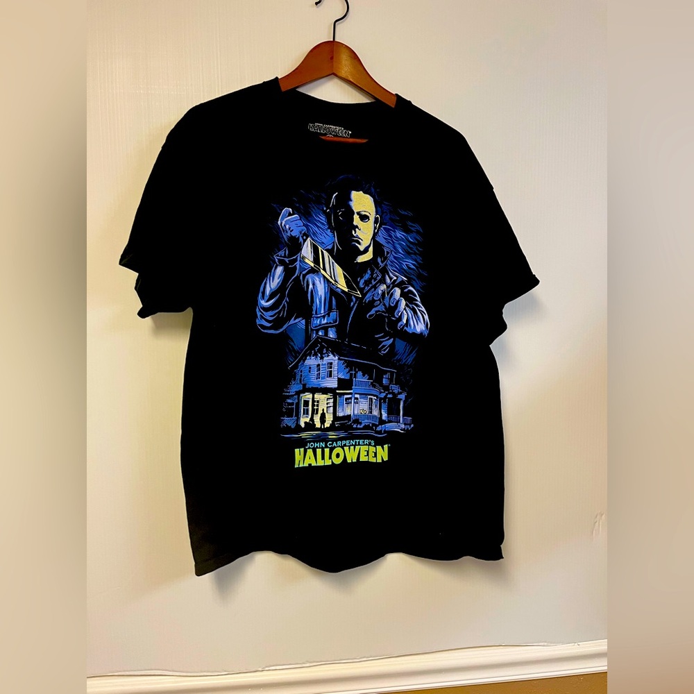 Michael Myers House T-Shirt Halloween Movie Horror Graphic Tee Official‎ Merch